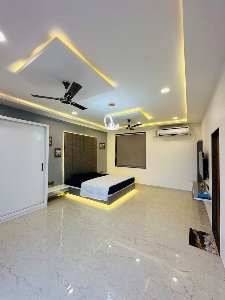 غرفة النوم 1