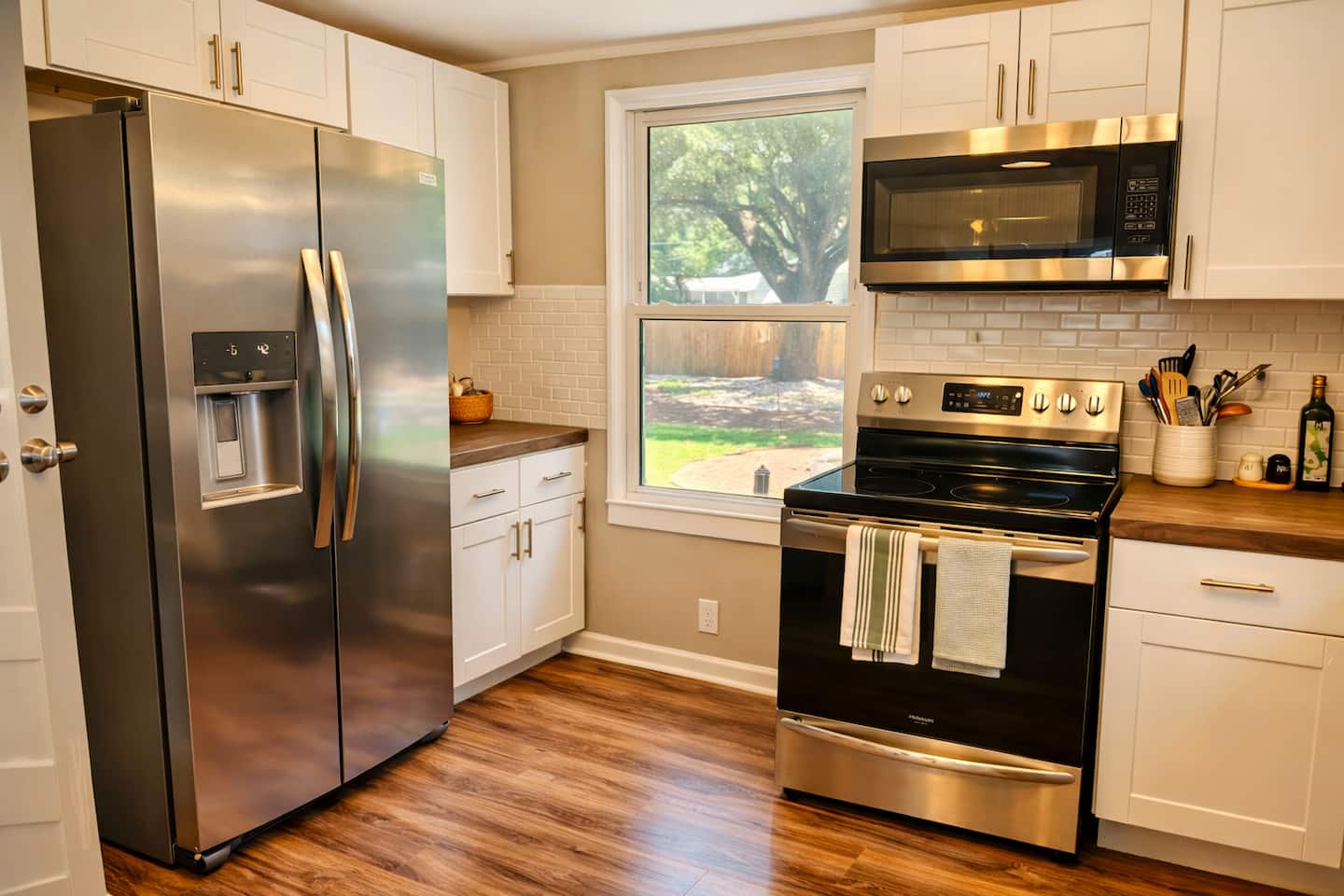 Kitchen — additional view
