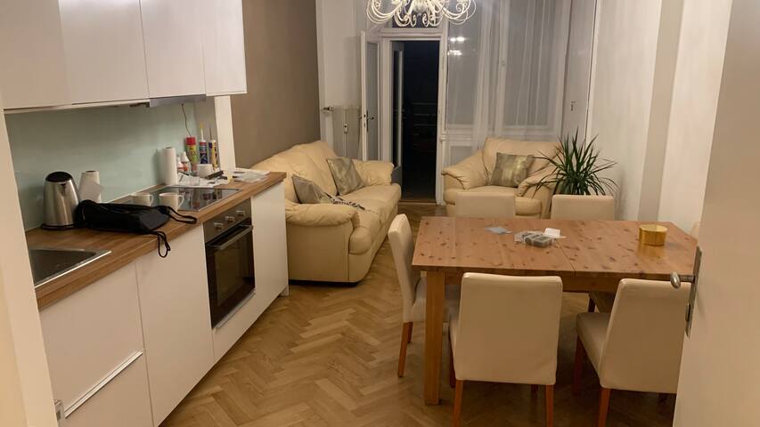 Anenska by Charles Bridge 3 gallery image 4