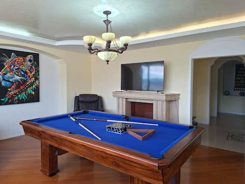 “Airport Shuttle” CloudView Pool Table City View