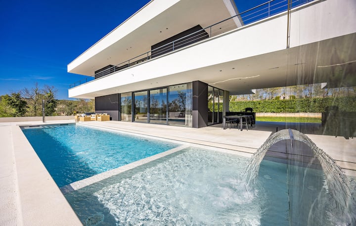 Gorgeous Home In Sterna - Motovun