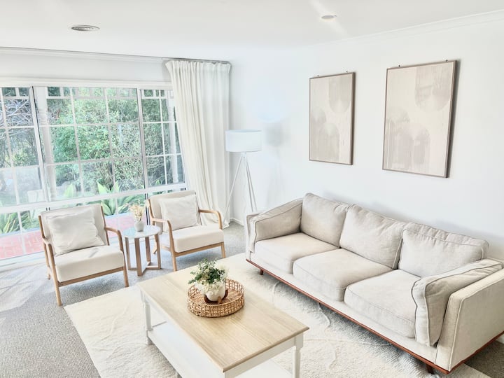 Your Perfect Getaway Awaits - Mornington