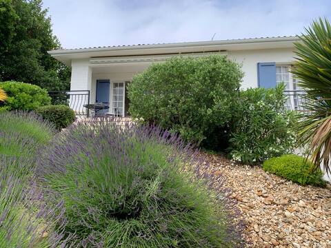 House 150 m from the beach