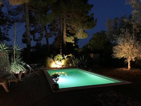 In the middle of a green setting