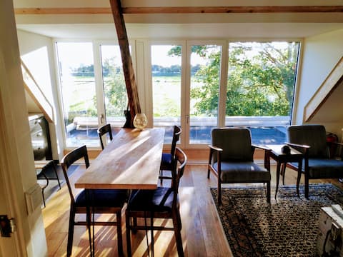 Popular Airbnb listing: The Grutto in Amsterdam