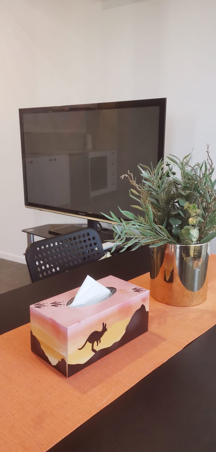 Orange Oasis Retreat - Belconnen