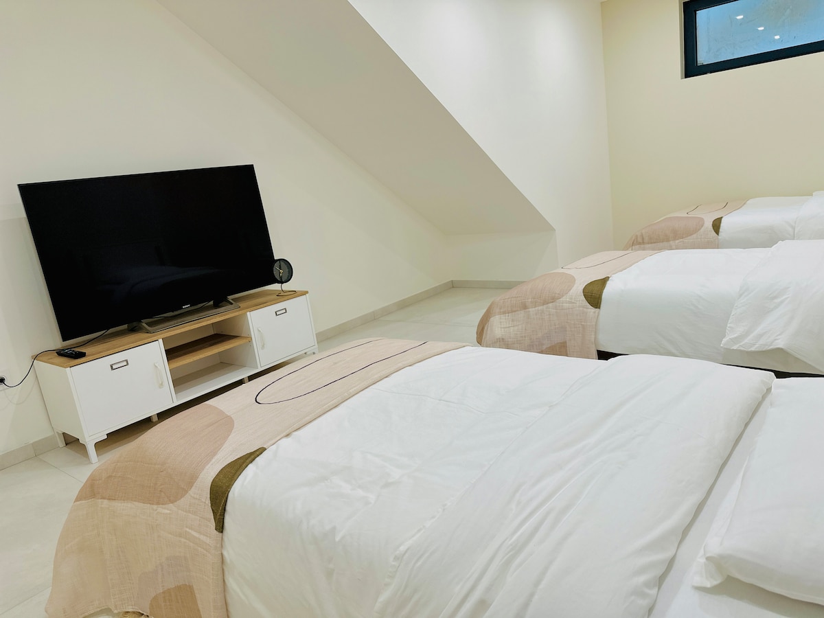 საძინებელი 4