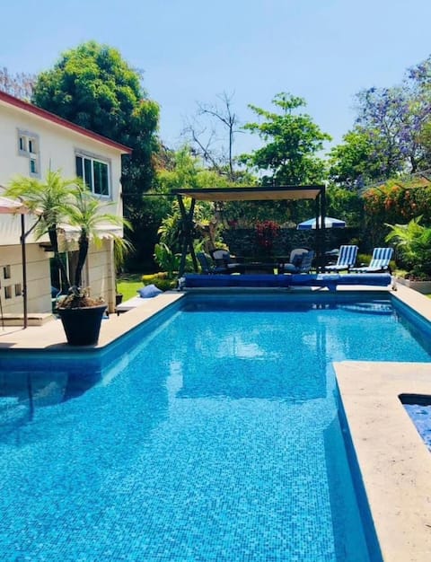 "Spacious and comfortable house in Hacienda Cocoyoc"