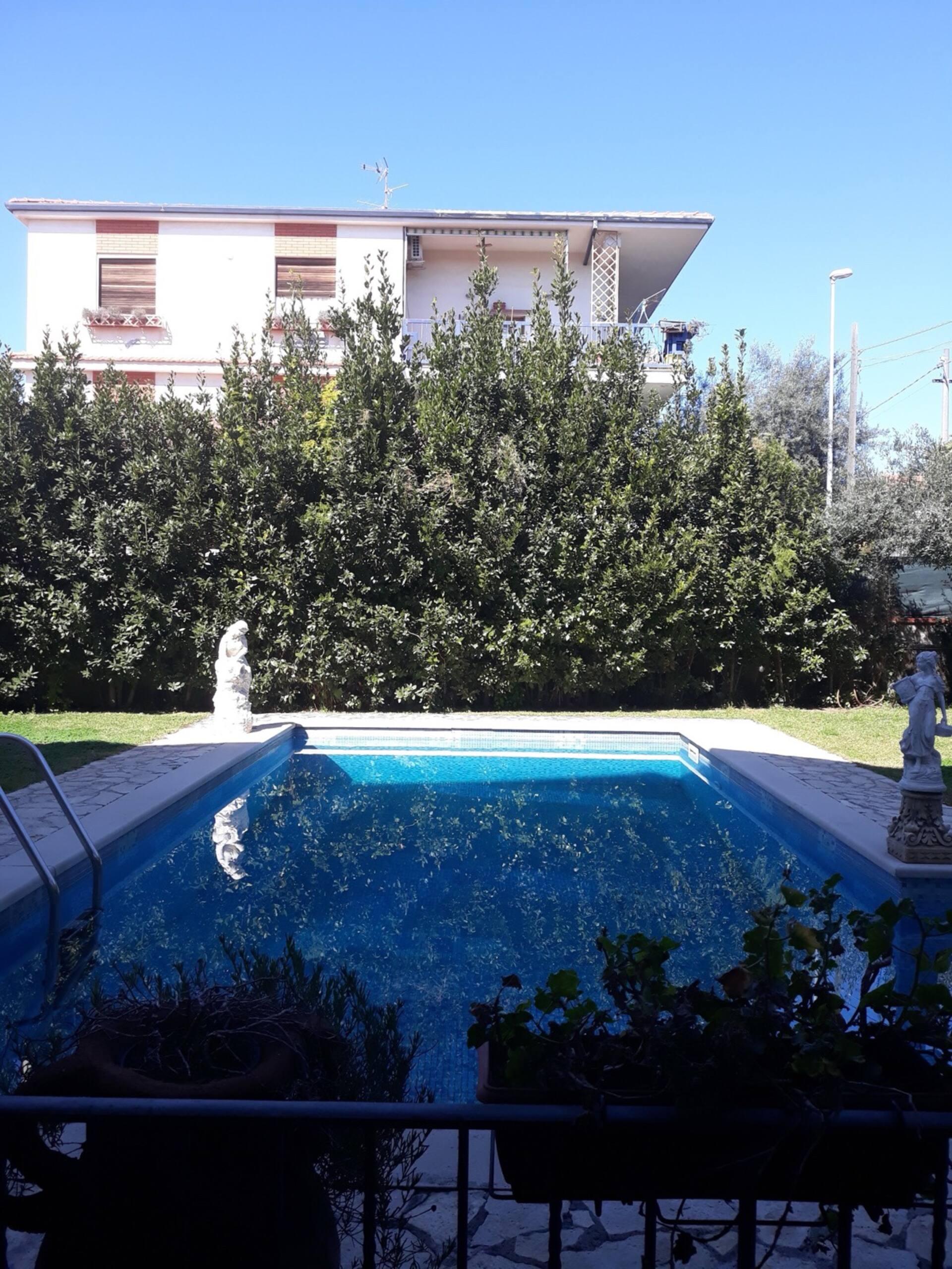Villa Rosyiano — Foto 2