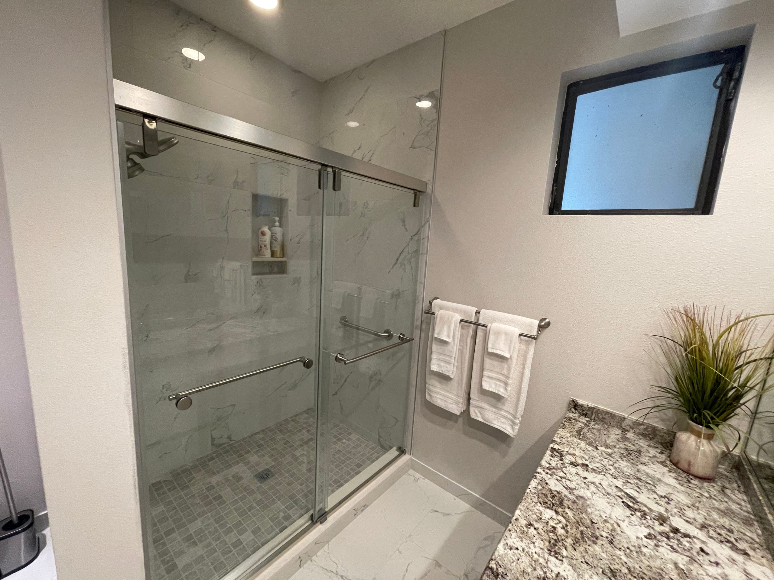 Home in Lahaina · ★4.92 · 3 bedrooms · 5 beds · 2.5 private baths - Image 16