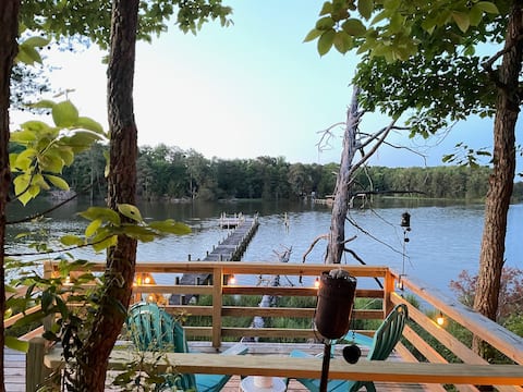 6 acres of privacy - water access/firepit/kayaks