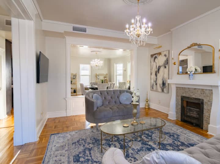 Elegant Modernized Victorian Home/game Room/4 Br - El Paso, TX