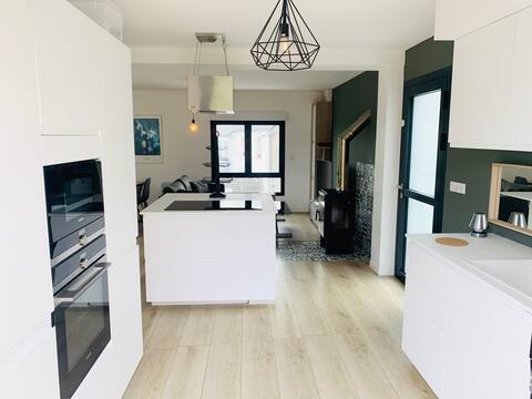 Cozy apartment close to the sea