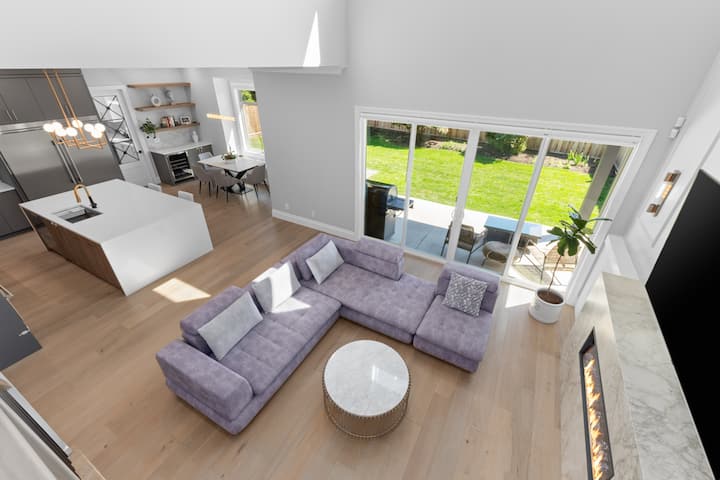 Luxury Designer House In South Surrey Whiterock - White Rock