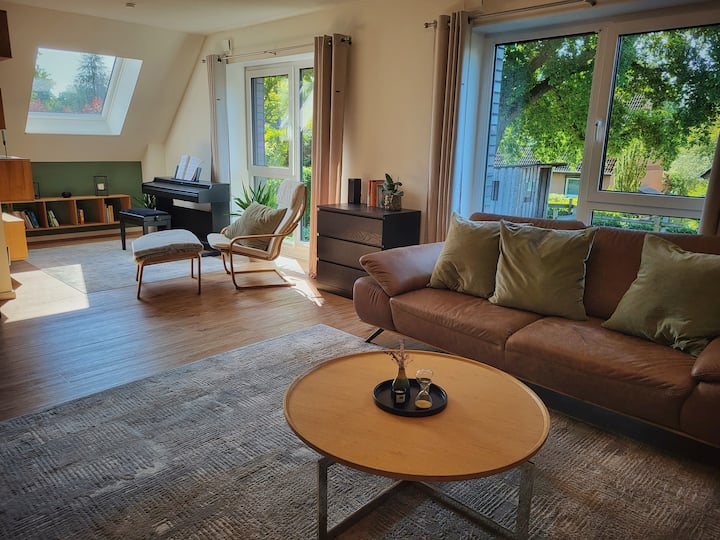 1 Zimmer Im Haus In Hamburg Bramfeld - Hamburg