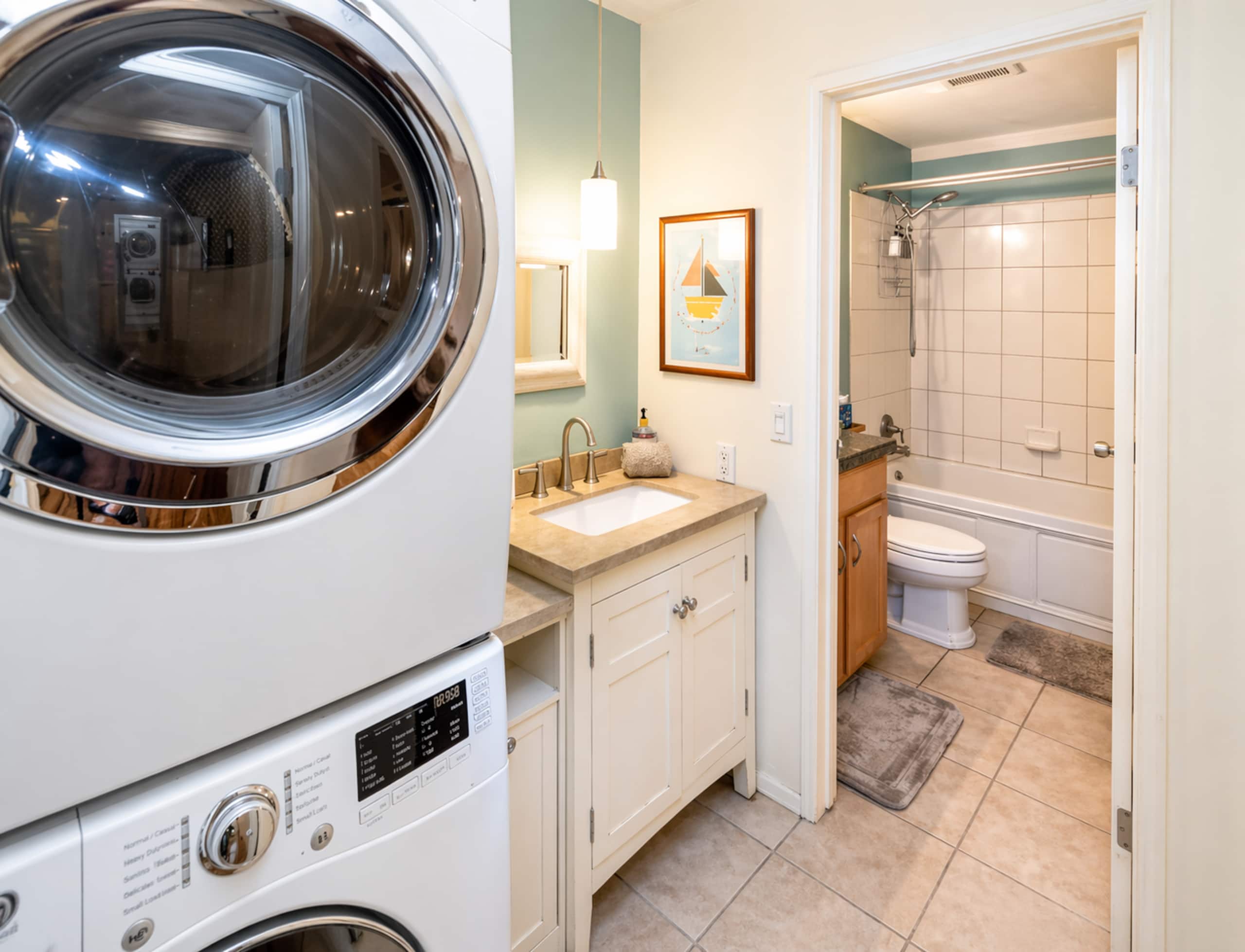 Family Oceanview | Beach, Pool, Hot Tub, AC - Image 15