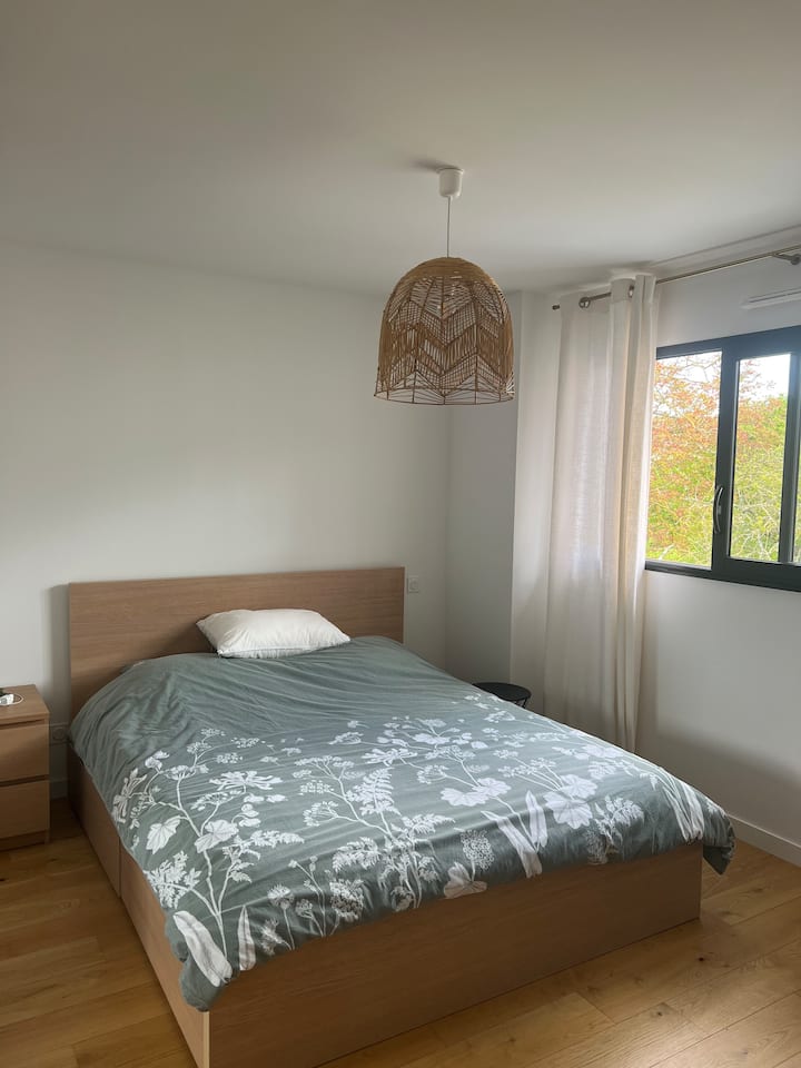 საძინებელი 1