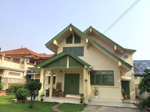 Cozy home with nice garden.