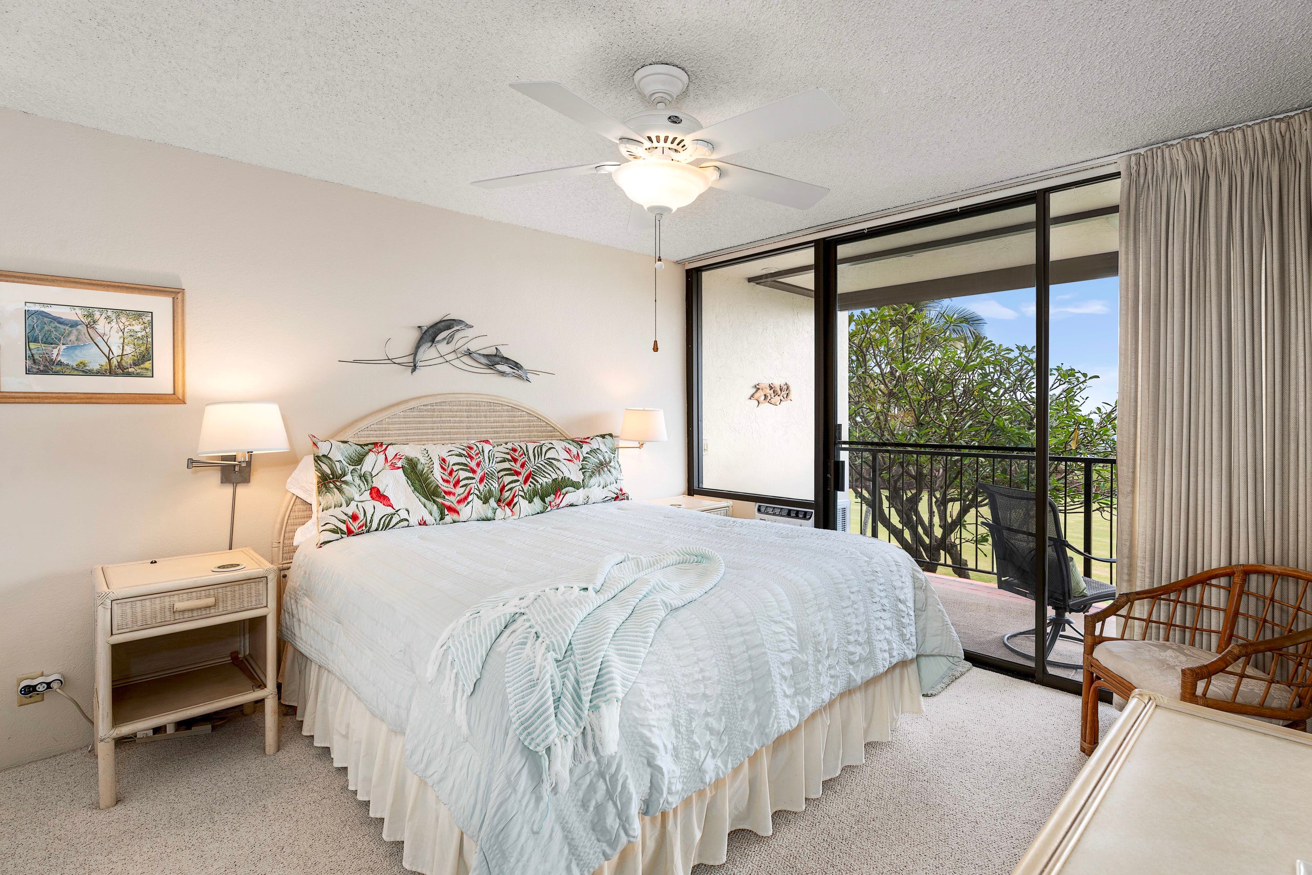 Condo in Kailua-Kona · ★4.92 · 2 bedrooms · 2 shared baths - Image 3