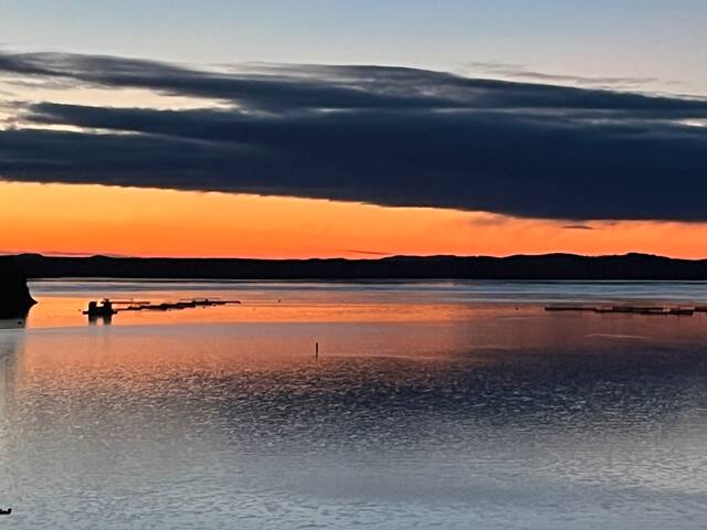 The Oceanfront Home gallery image 3