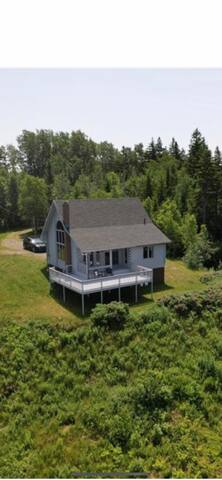 The Oceanfront Home gallery image 4