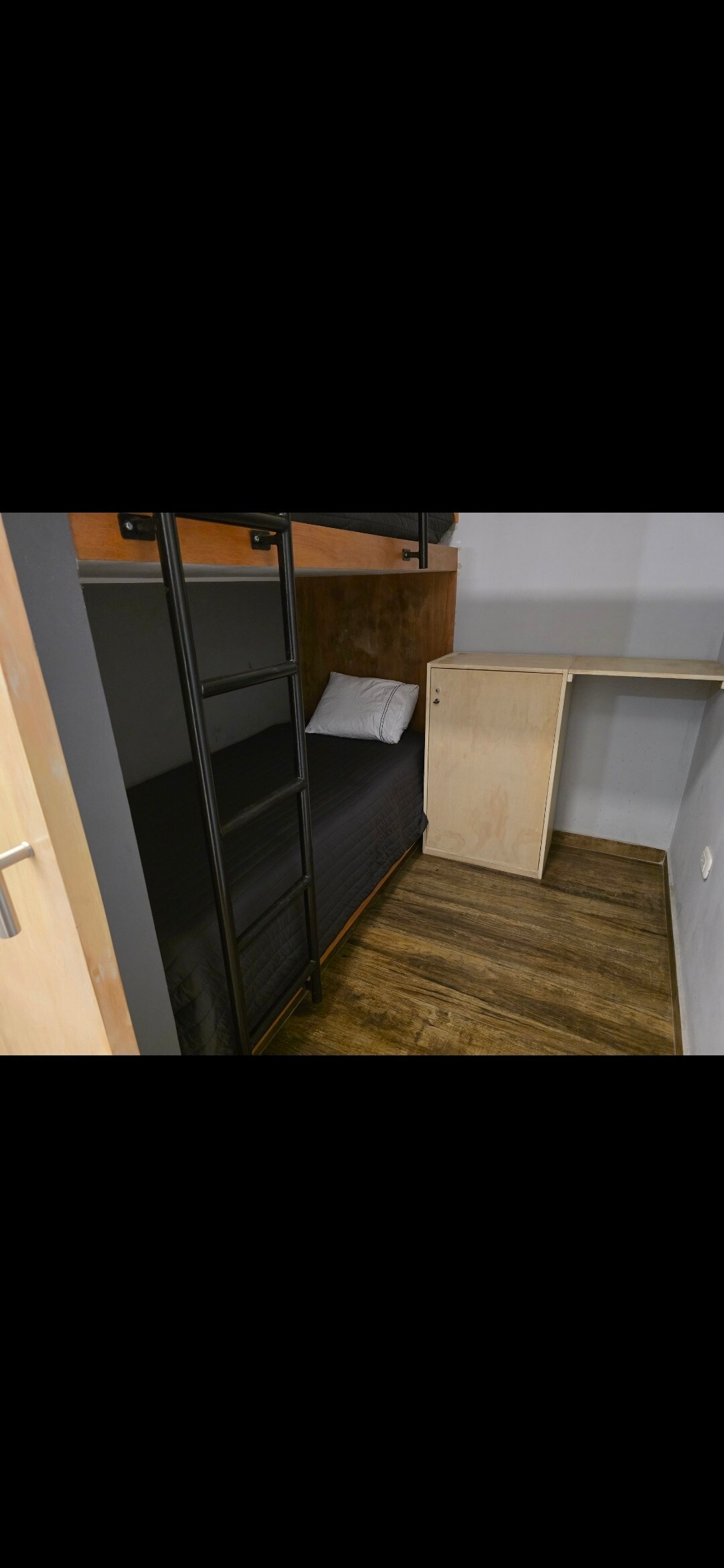 საძინებელი 4