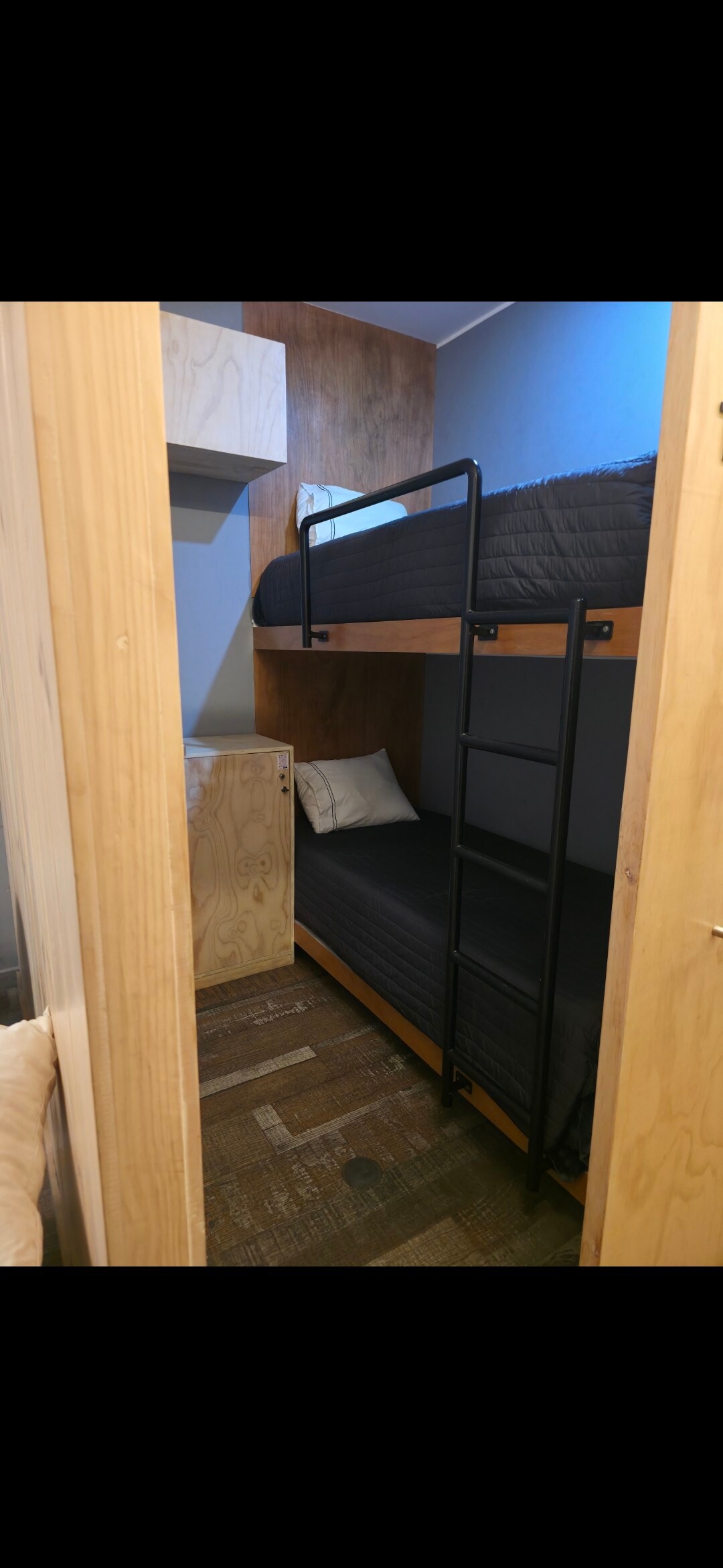 საძინებელი 1