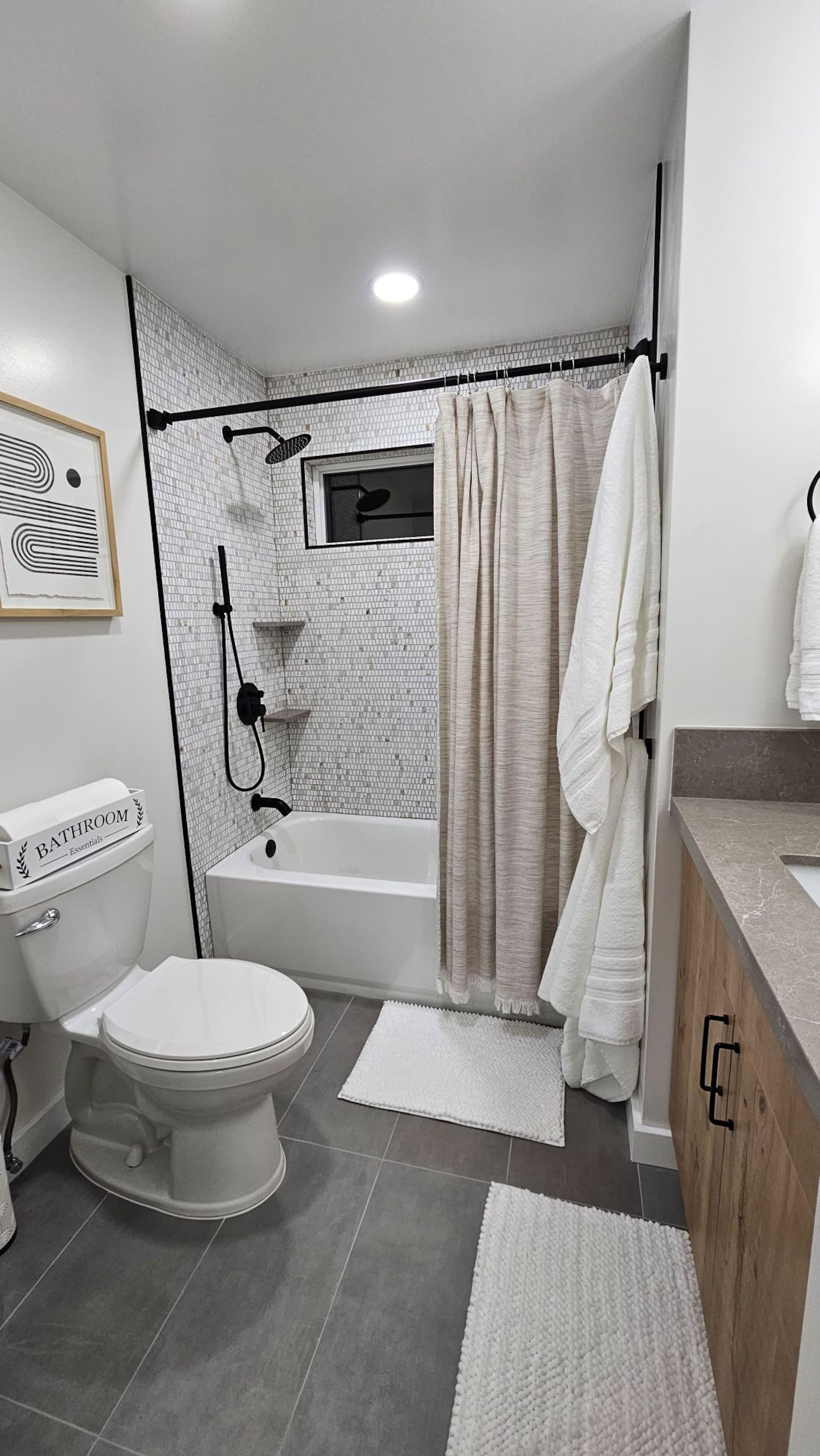 Home in Kailua · ★5.0 · 4 bedrooms · 5 beds · 2 private baths - Image 48