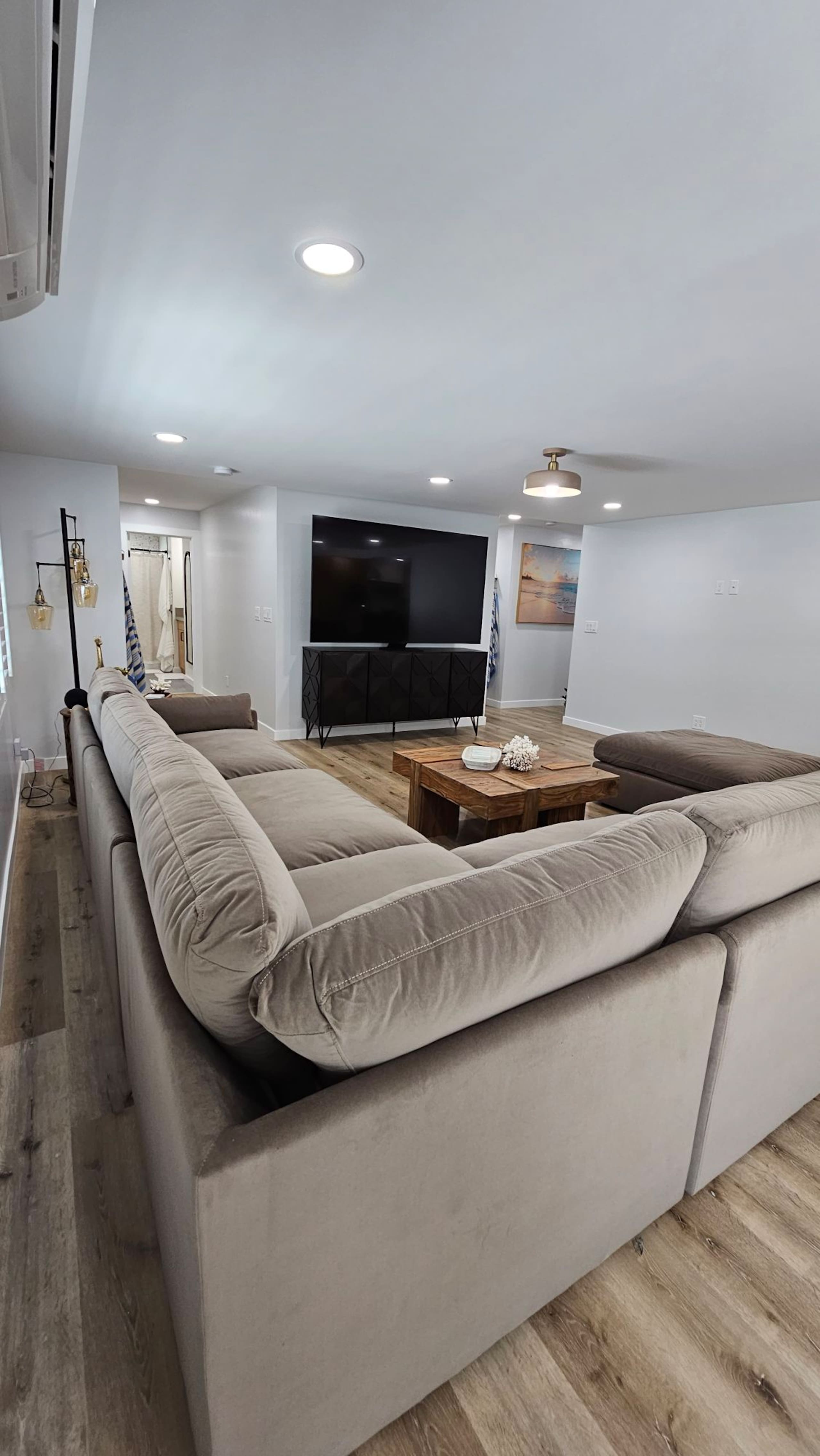 Home in Kailua · ★5.0 · 4 bedrooms · 5 beds · 2 private baths - Image 8