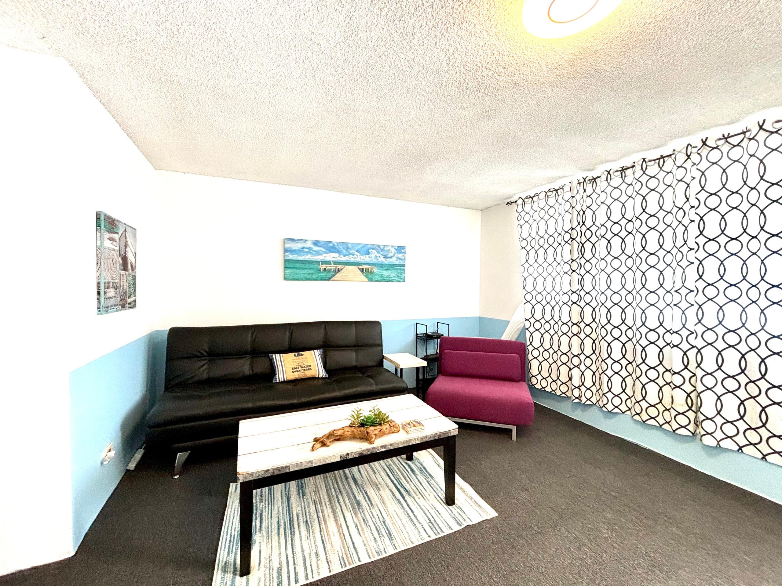 Condo in Honolulu · ★4.52 · 1 bedroom · 1 shared bath - Image 6