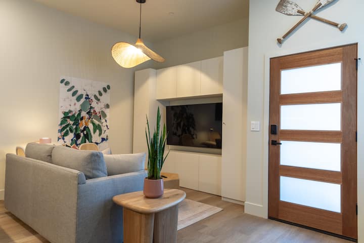 Modern Palo Alto Guesthouse - Los Altos, CA