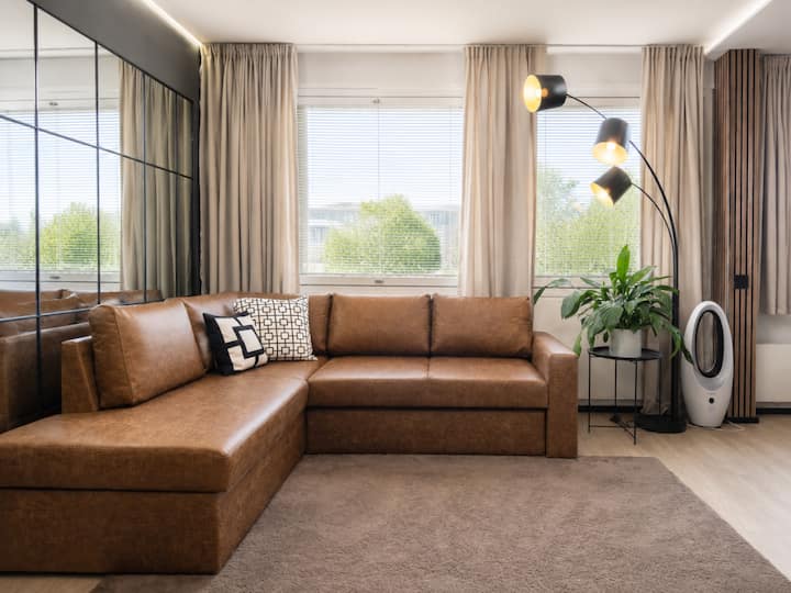 Lux Eight, Spacious 2-bedroom For 6 Guests - Turku