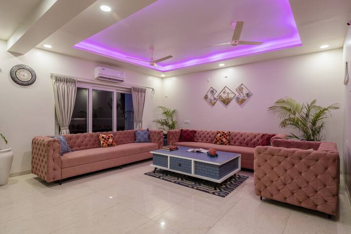 Living room image 2