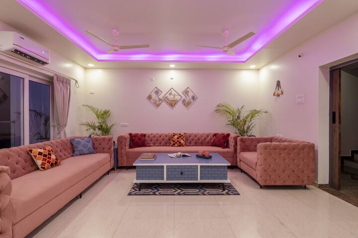 Living room image 4