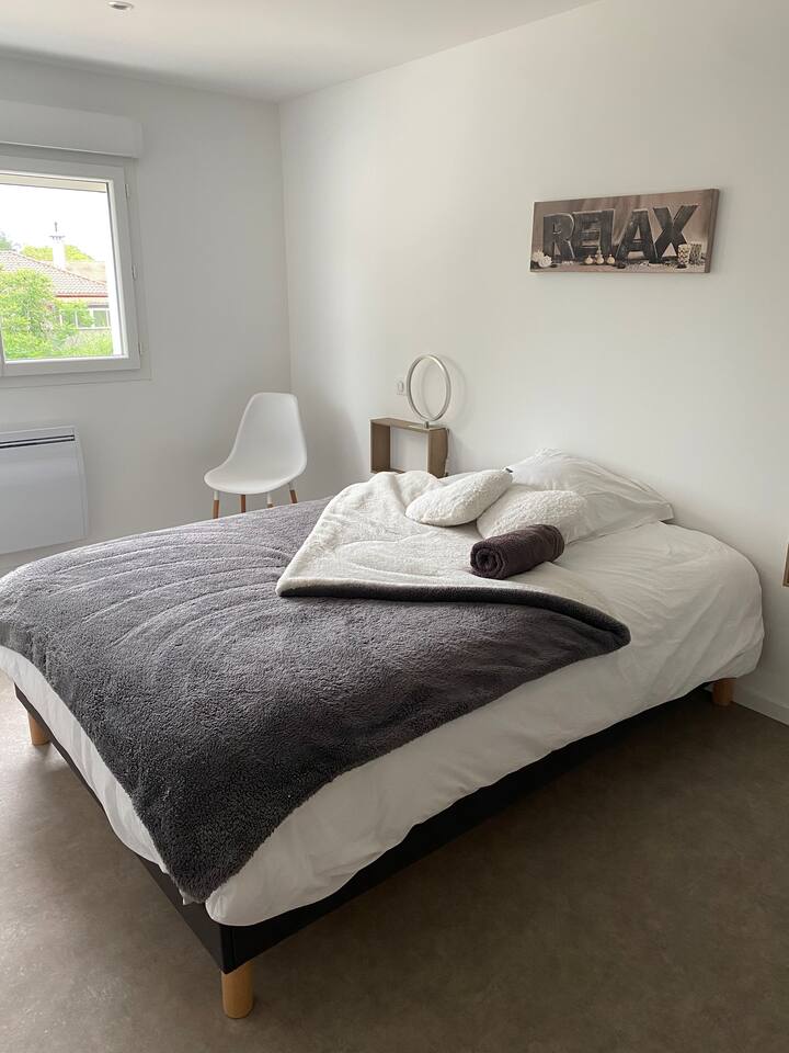 Кревет широк 140 на 200 долги 