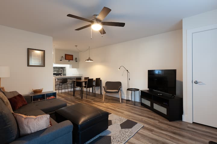 Downtown, 1br, 2bathrooms, Sleeps 3 - Hood River, OR