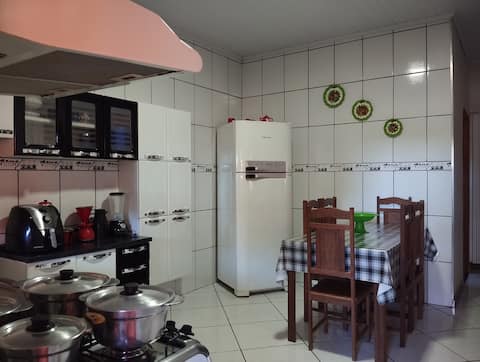 Anúncio popular: Welcoming, family-oriented, Josi em Diamantina