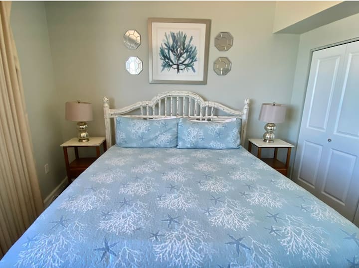 მე-2 საძინებლის საწოლი 193 × 203 სმ 