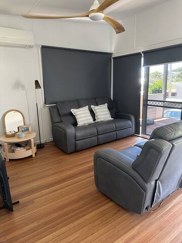 Little Tern Beach House Luxury Accommodation gallery image 3