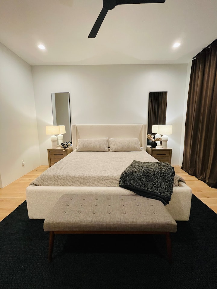 Luxurious King Suite In Gilbert. Private Entrance! - Gilbert, AZ