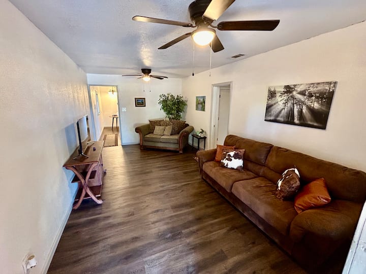 Mesquite Retreat - Carlsbad, NM