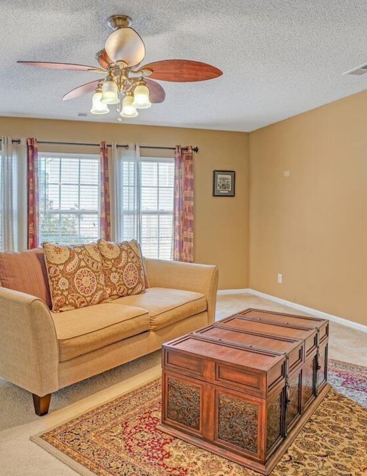 Beautiful And Spacious 5/3, Near I95 /I 26.highway - サマービル, SC