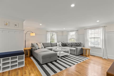 Popular Airbnb listing: Beach & Recharge! Hot Tub, Fire Pit & EV Charger in Brewster
