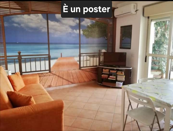Appartamento Con Terrazza A Due Passi Dal Mare - Latina