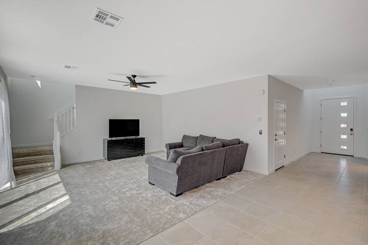 Full House in Las Vegas gallery image 3