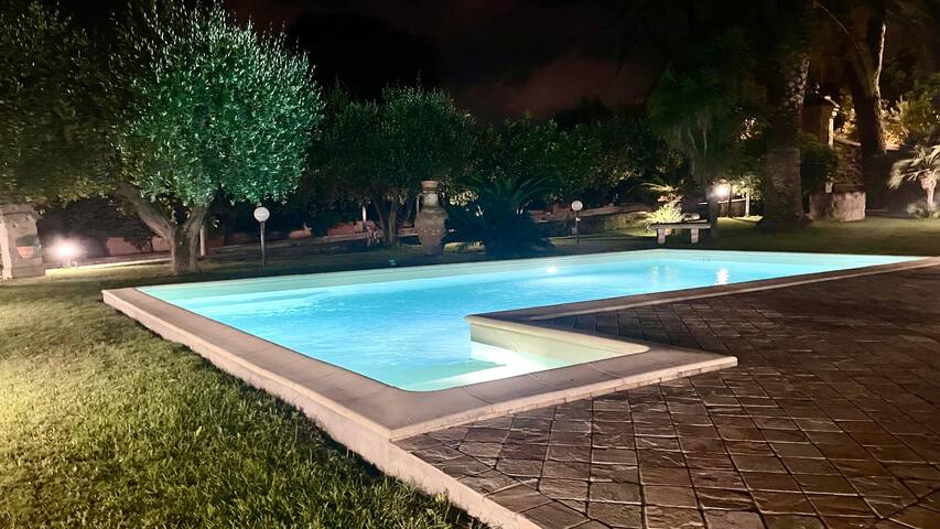 Villa con piscina gallery image 5