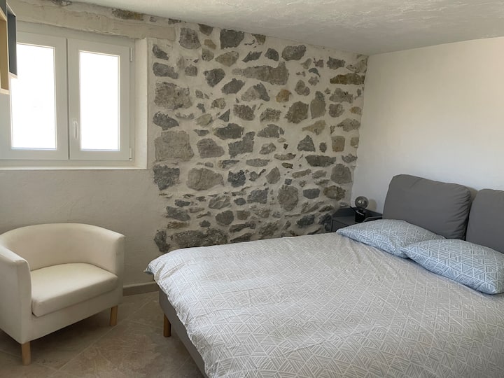 საძინებელი 2