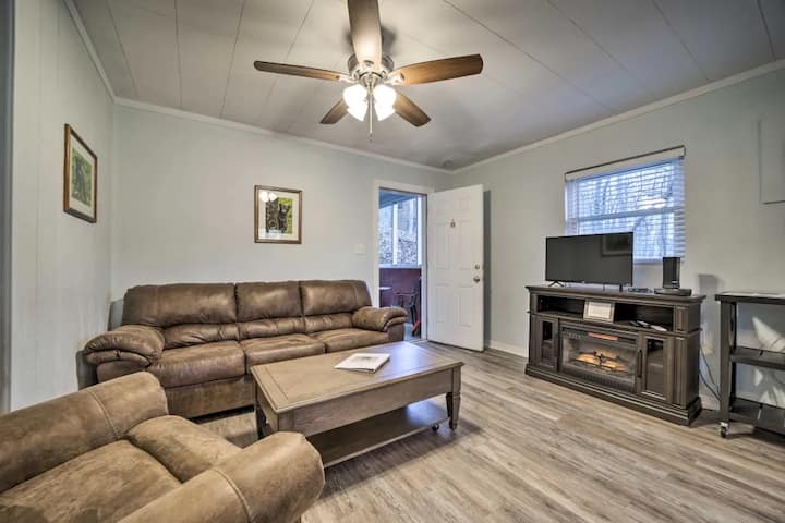 Secluded 2br Smoky Mountain Home Central Location - Maggie Valley, NC