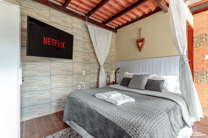 Entire home with 1 bedrooms in Blumenau - Em dezembro ganhe 1 café no chalé c/ 2 reservas