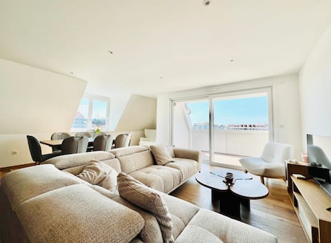 Top Airbnb: Duplex, partial sea view, 3 bedrooms, 2 bathrooms, 6 people. in Neufchâtel Hardelot